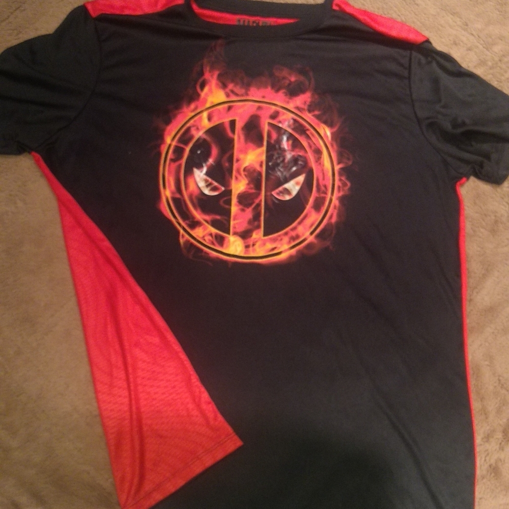 Deadpool t-shirt
